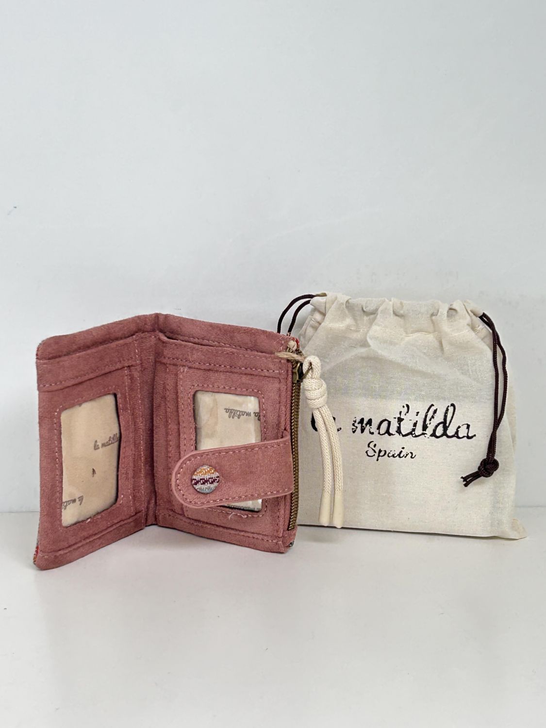 Cartera Pequeña Línea Cálida