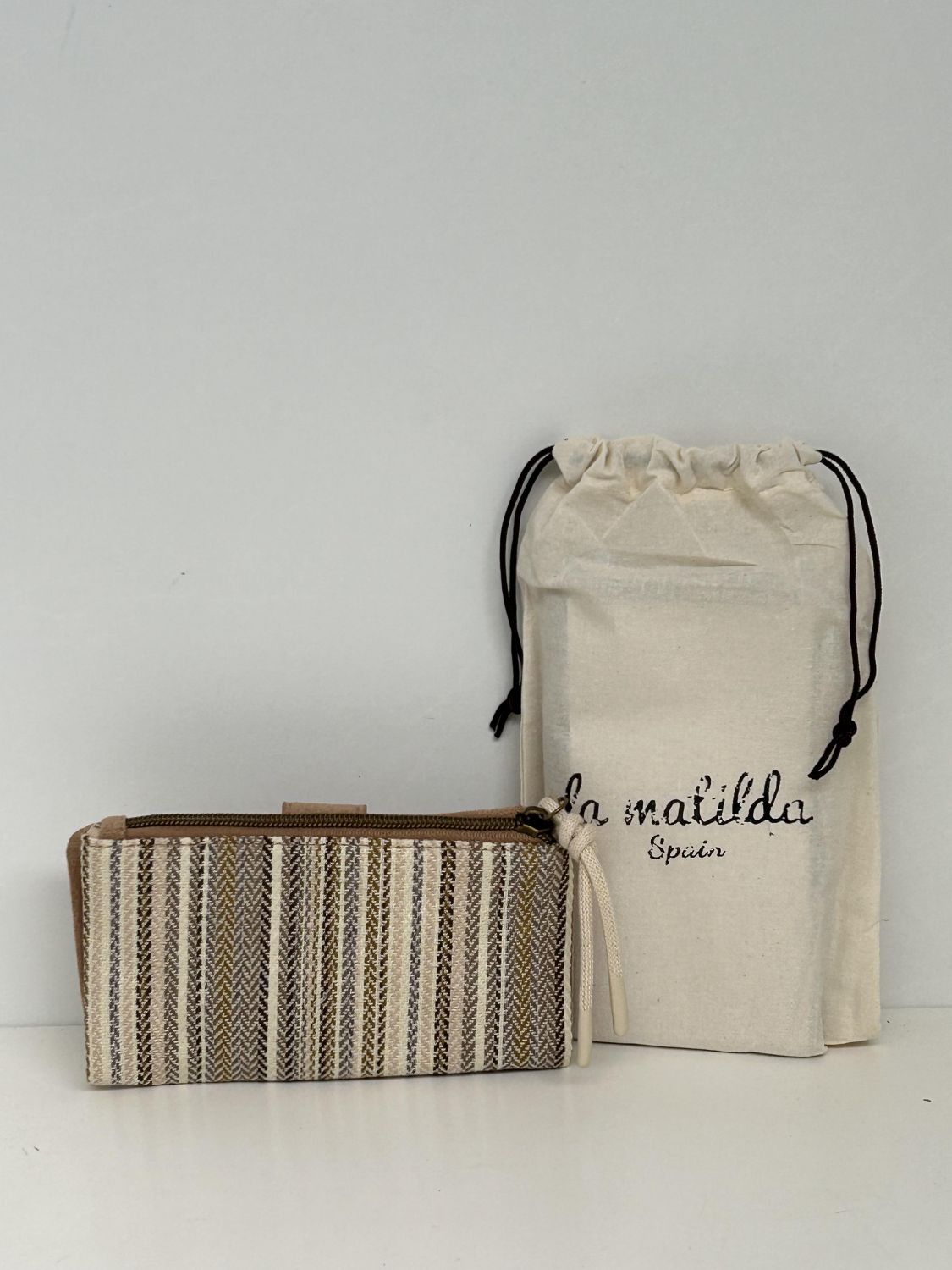 Cartera Grande Línea Gélida