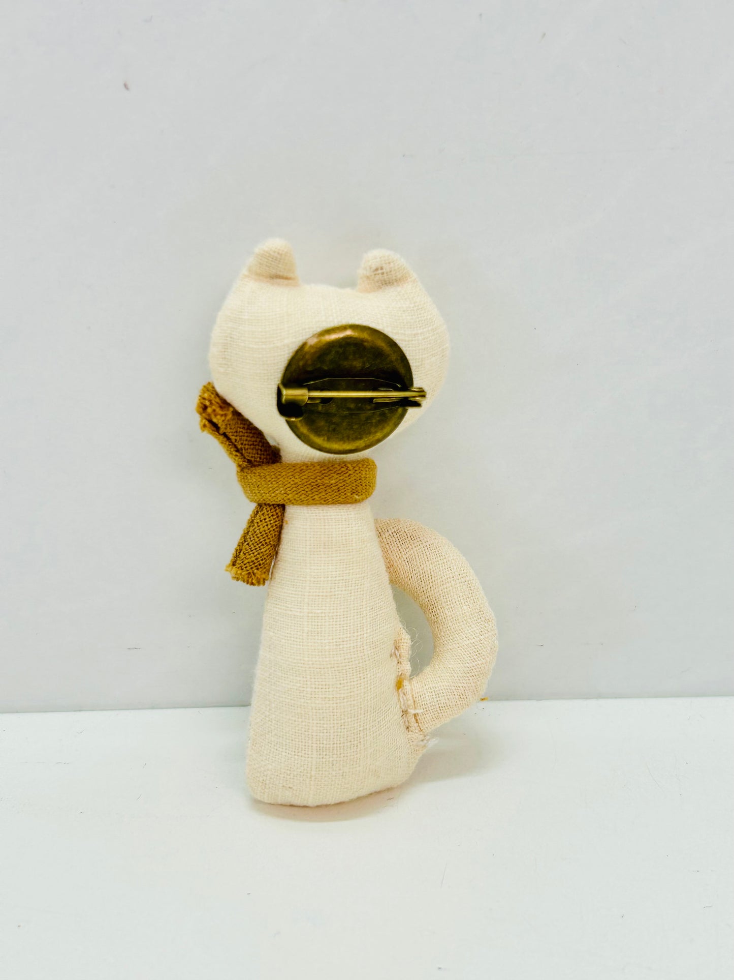 Broche Gato blanco (04)