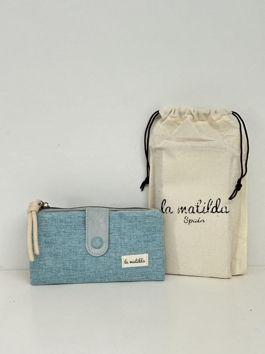 Cartera Grande Unicolor Celeste