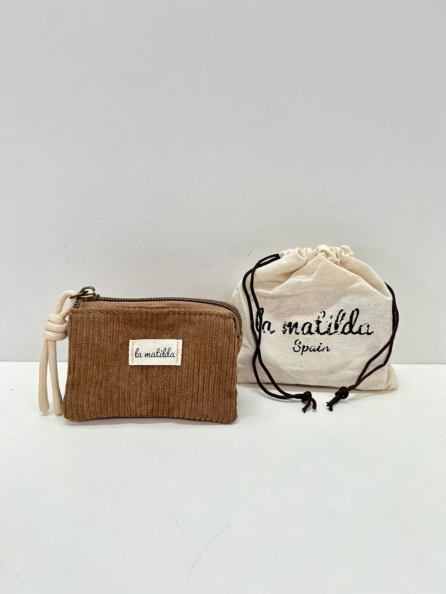 Monedero Tres Compartimentos Pana Marrón Tostado