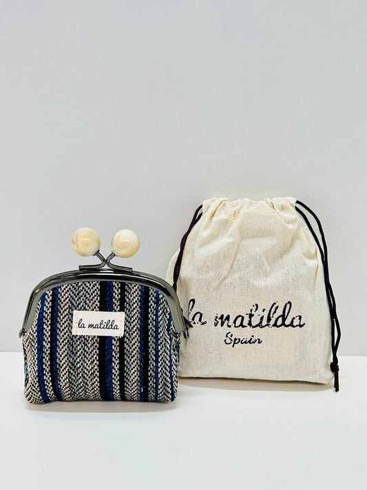 Monedero de Boquilla con Cierre de Bolas Linea Agua