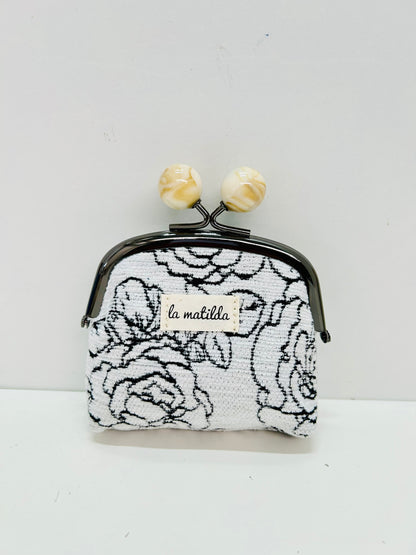 Monedero de Boquilla con Cierre de Bolas Rosa Negra