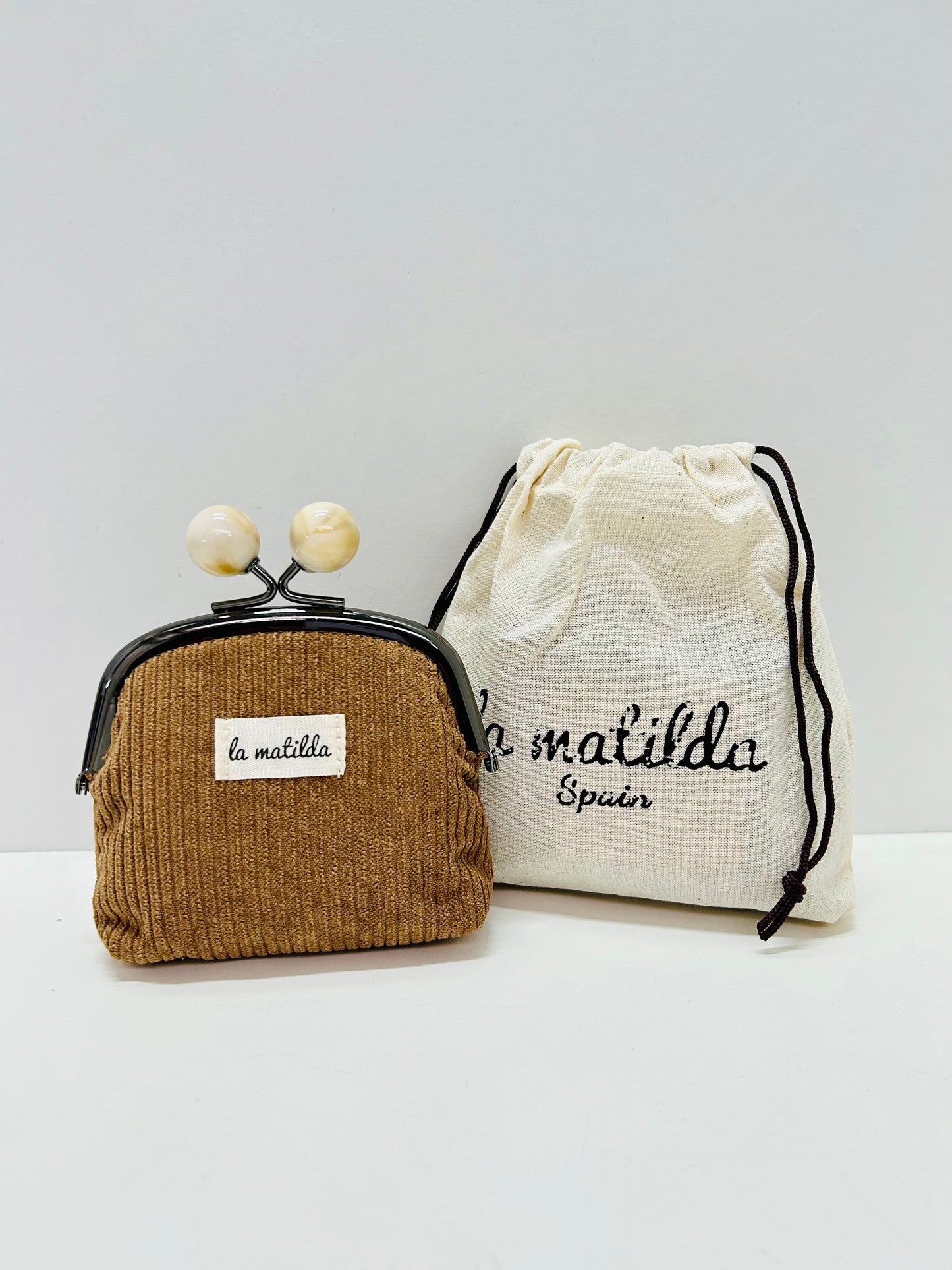 Monedero de Boquilla con Cierre de Bolas Pana Marrón Tostado