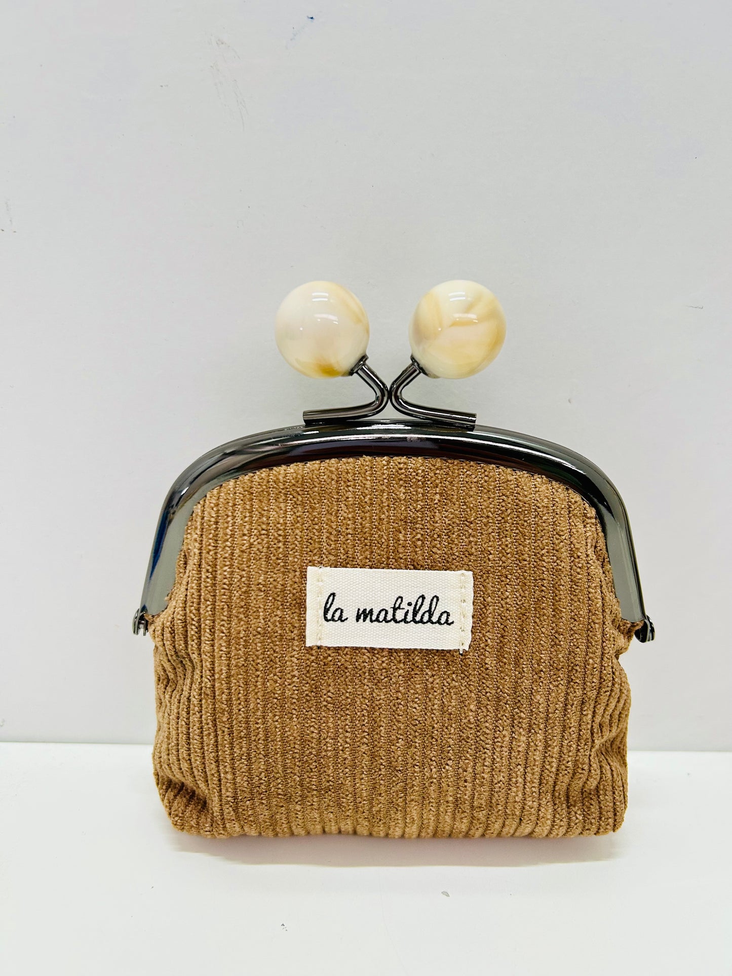 Monedero de Boquilla con Cierre de Bolas Pana Marrón Tostado