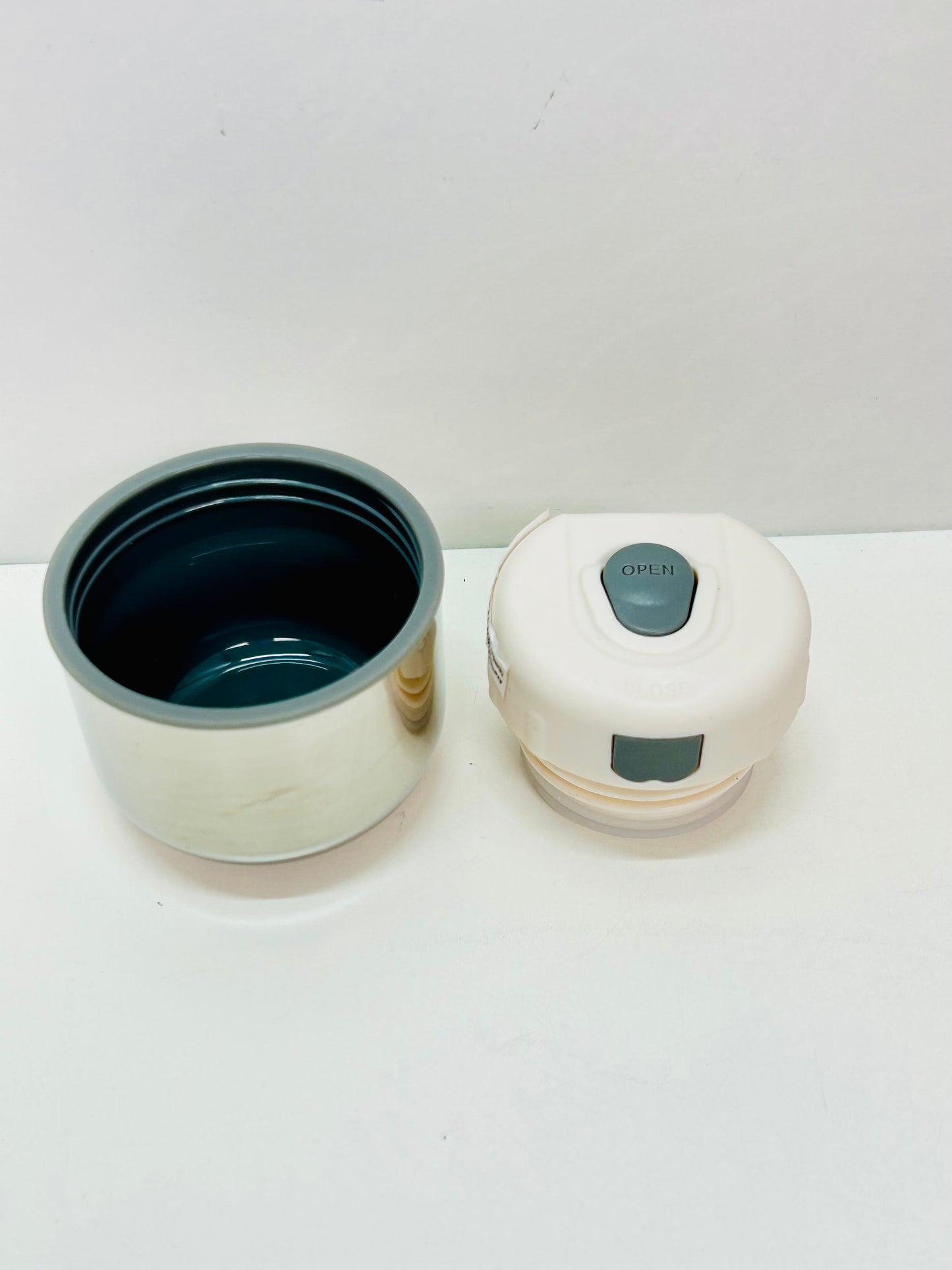 Termo La Matilda Hojas Negro