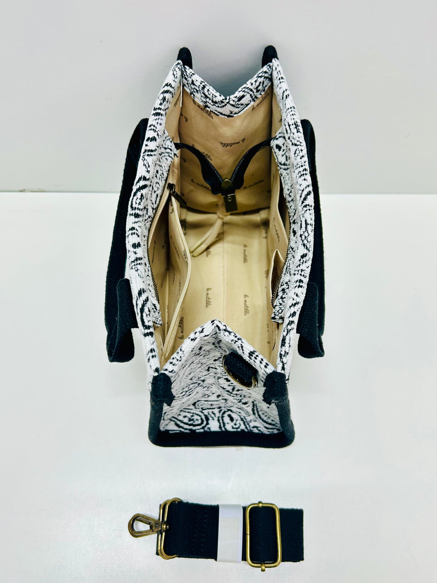 Bolso de mano Hojas Negro