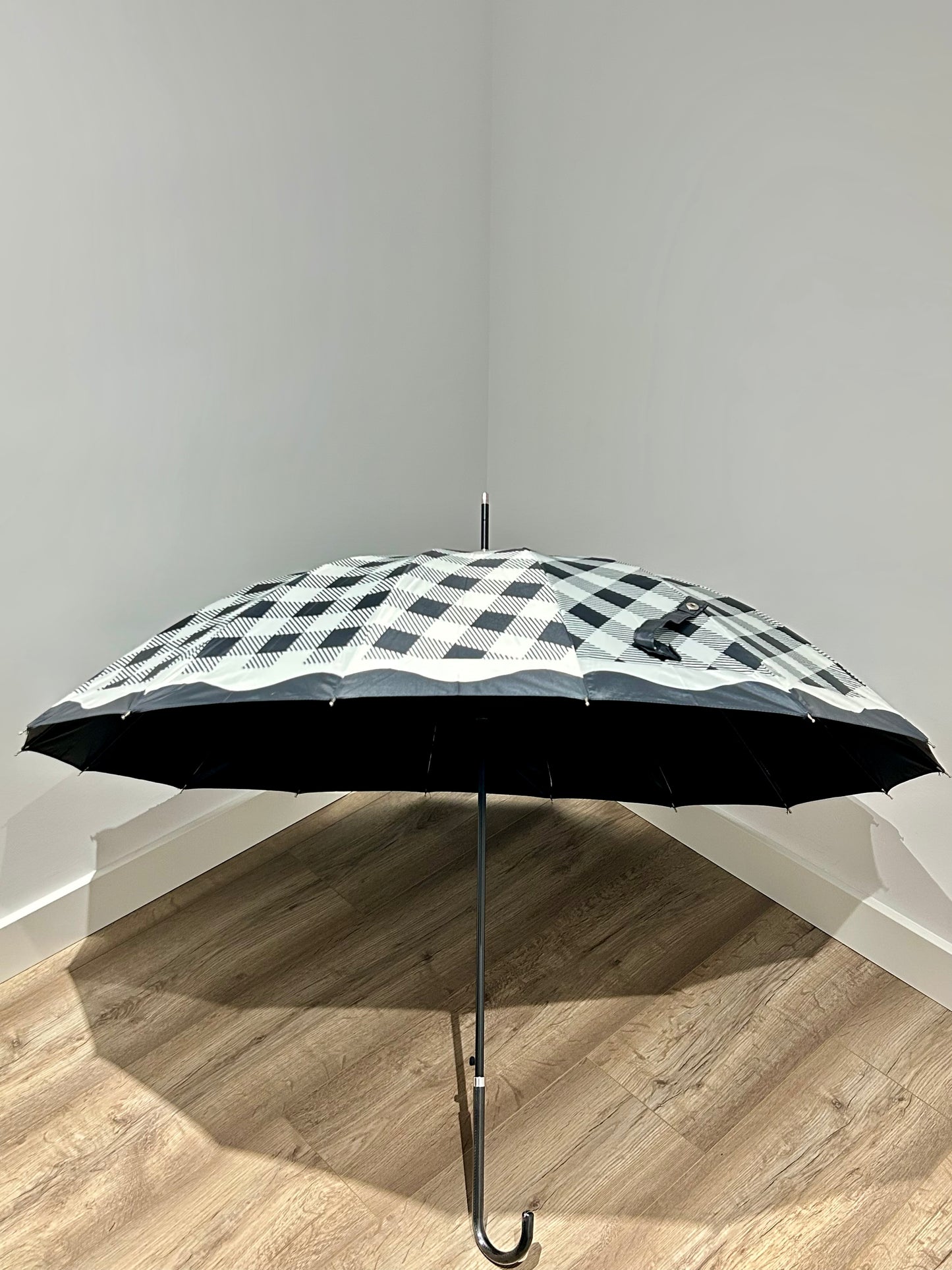 Paraguas largo 16 varillas La Matilda Gingham Negro