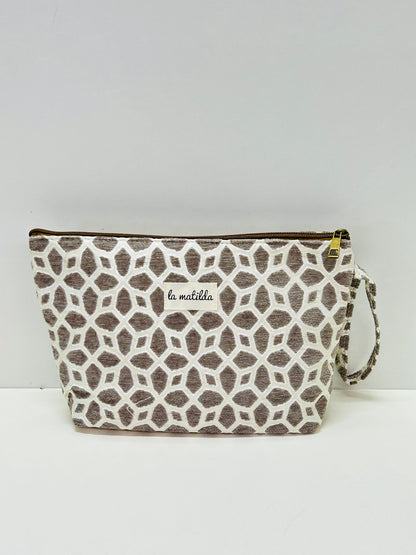 Neceser Flor Gris Hilo Plata