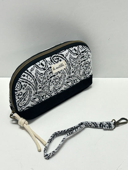 Portatodo con asa Hojas Negro