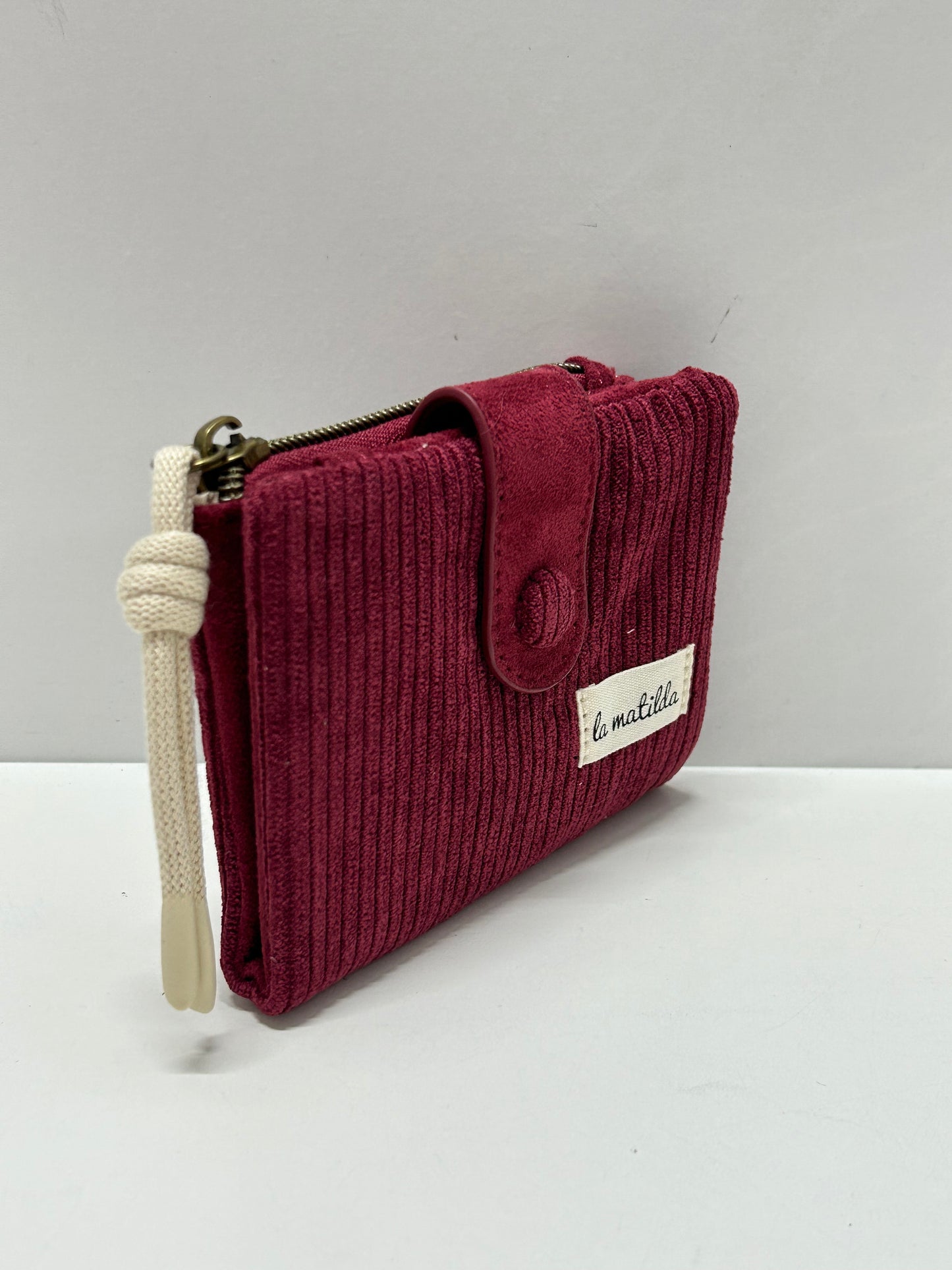 Cartera Pequeña Pana Vino