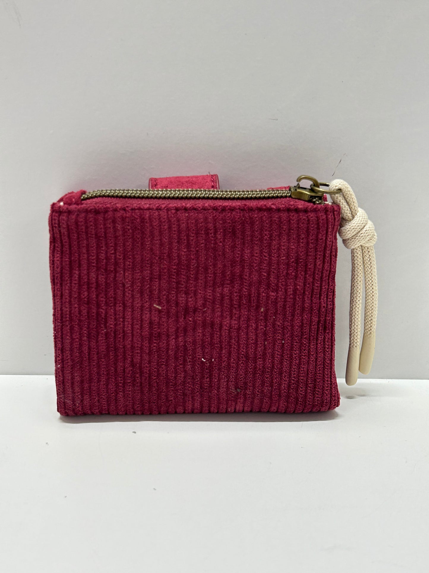 Cartera Pequeña Pana Vino