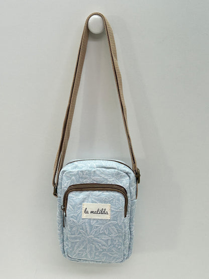 Bolso Cuelga Móvil Celeste Flor