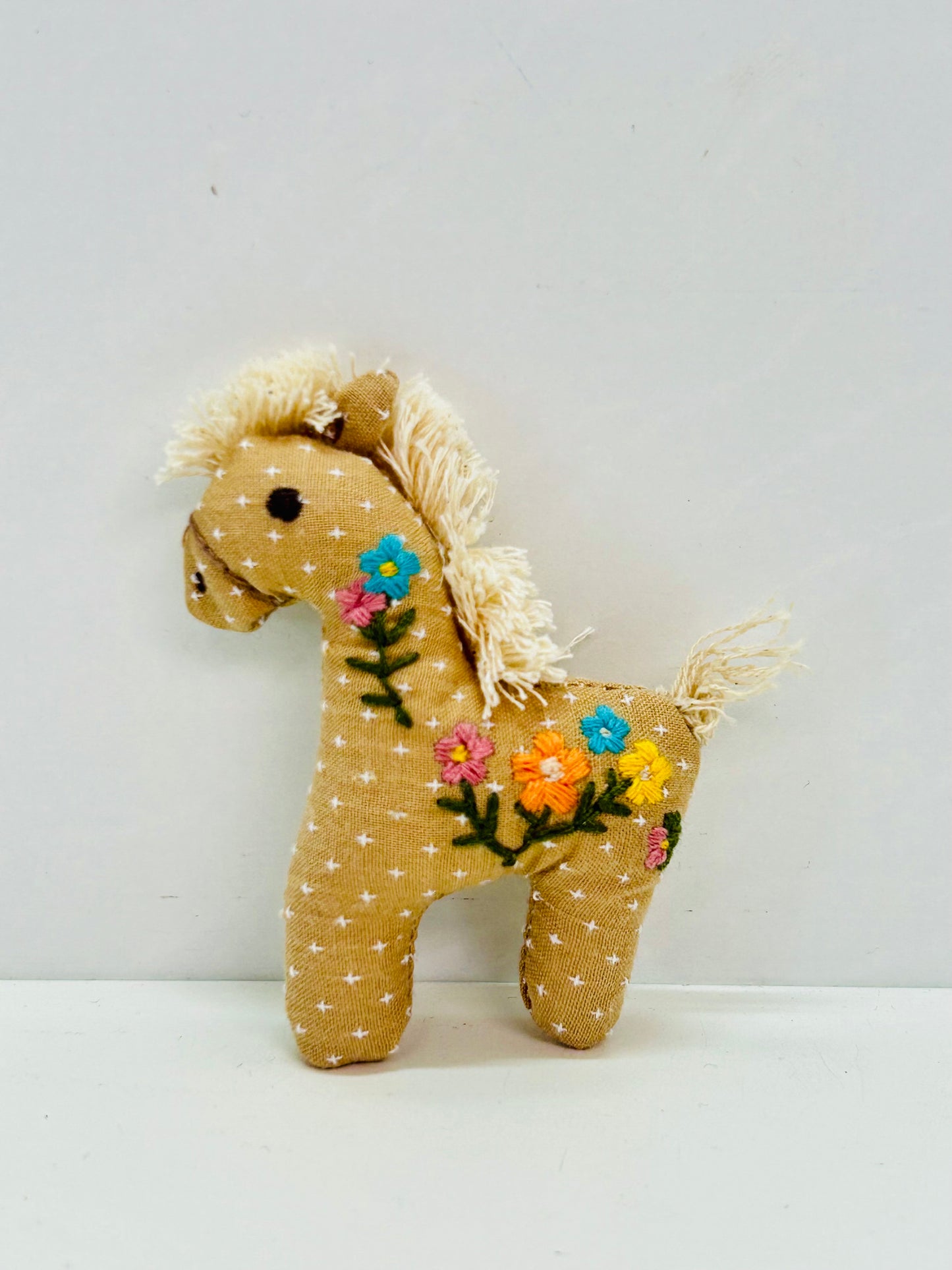 Broche Pony (02)