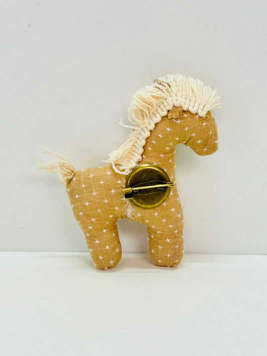 Broche Pony (02)