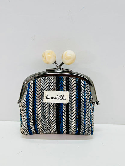 Monedero de Boquilla con Cierre de Bolas Linea Agua